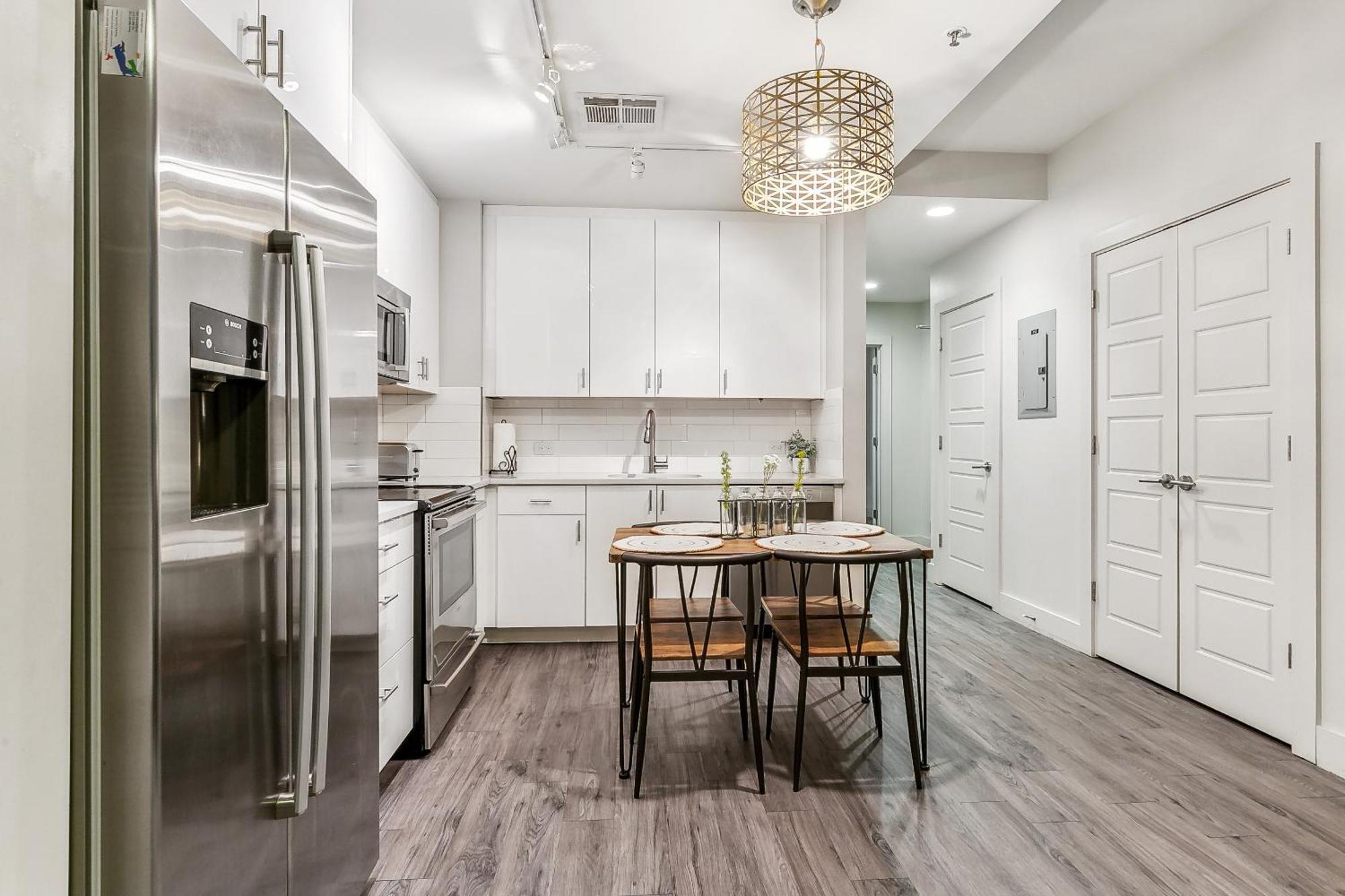 Upscale Condos And Penthouses Close To Canal And Bourbon St New Orleans Bagian luar foto