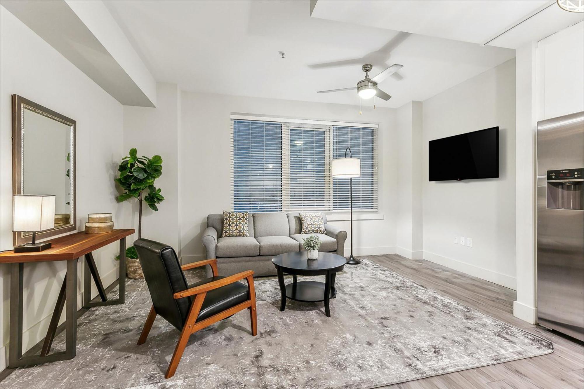 Upscale Condos And Penthouses Close To Canal And Bourbon St New Orleans Bagian luar foto