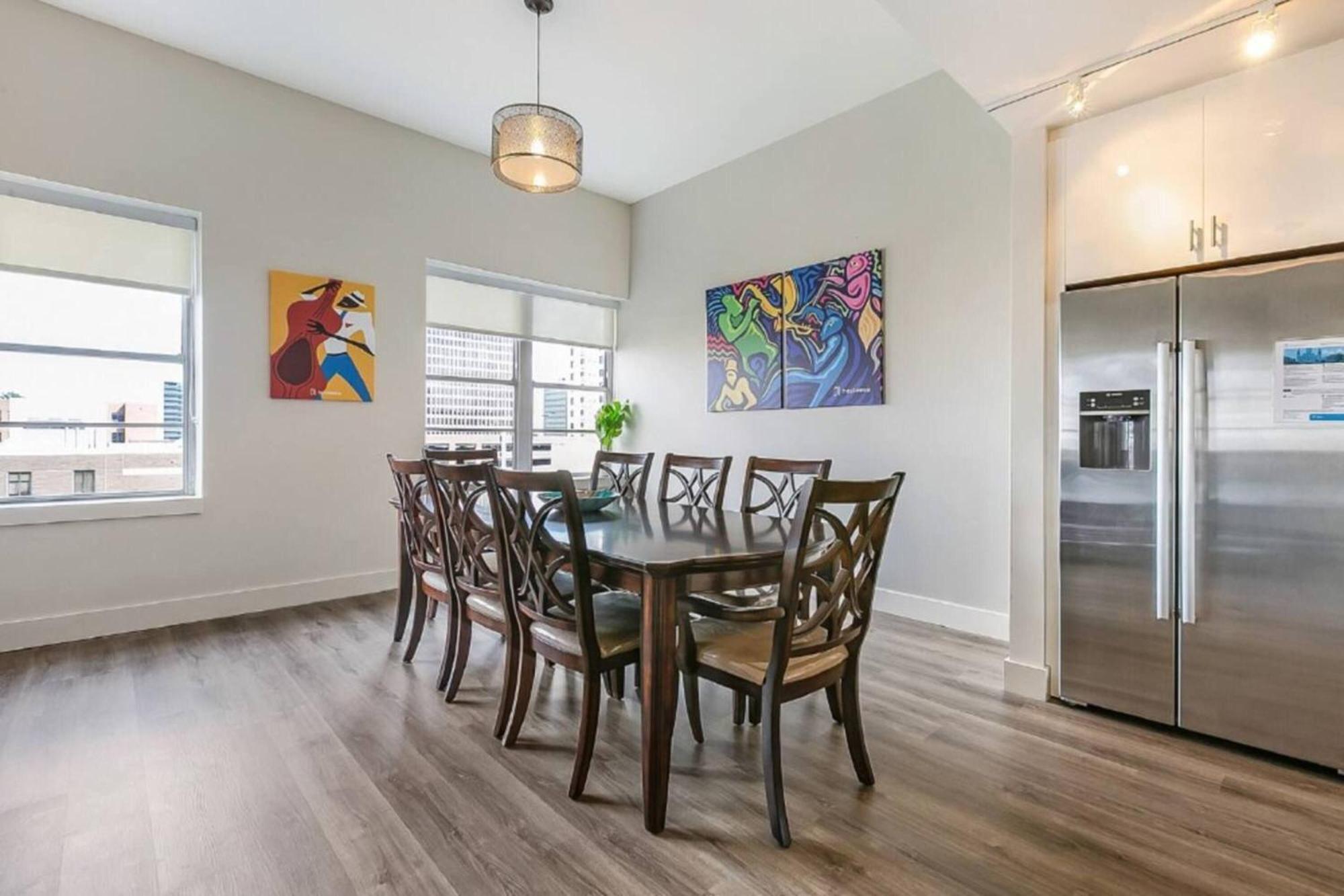 Upscale Condos And Penthouses Close To Canal And Bourbon St New Orleans Bagian luar foto
