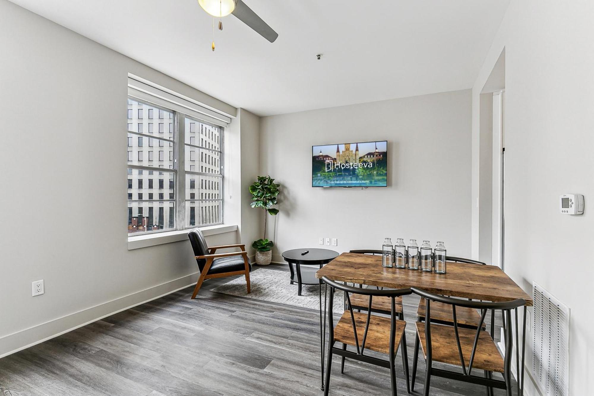 Upscale Condos And Penthouses Close To Canal And Bourbon St New Orleans Bagian luar foto