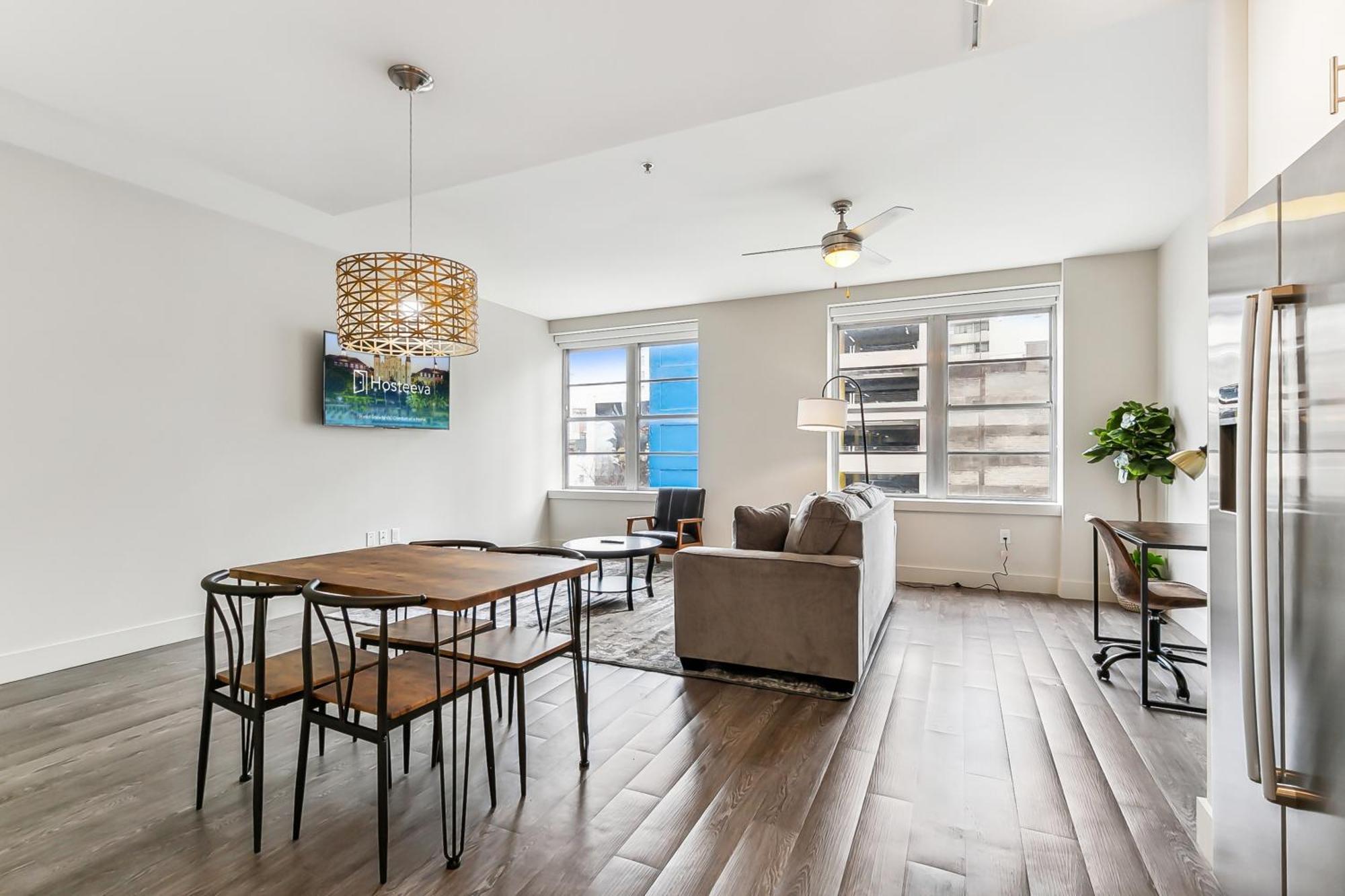 Upscale Condos And Penthouses Close To Canal And Bourbon St New Orleans Bagian luar foto