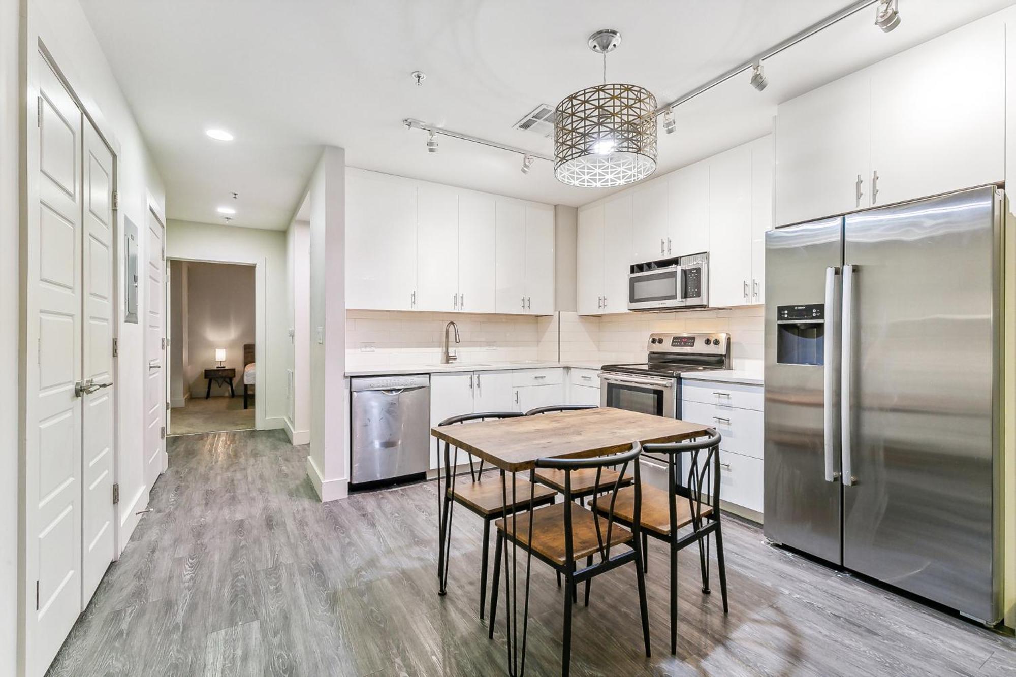 Upscale Condos And Penthouses Close To Canal And Bourbon St New Orleans Bagian luar foto