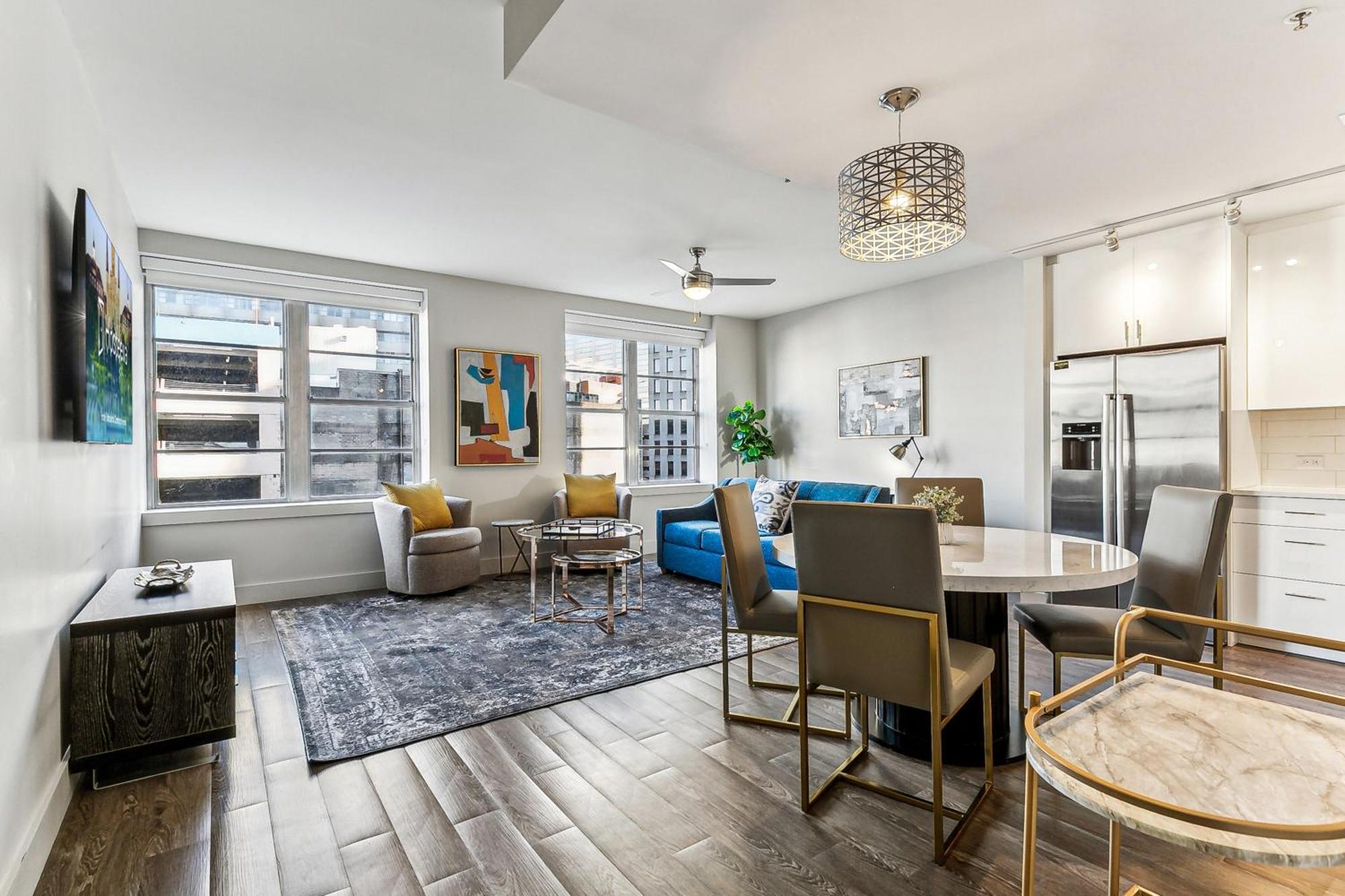 Upscale Condos And Penthouses Close To Canal And Bourbon St New Orleans Bagian luar foto