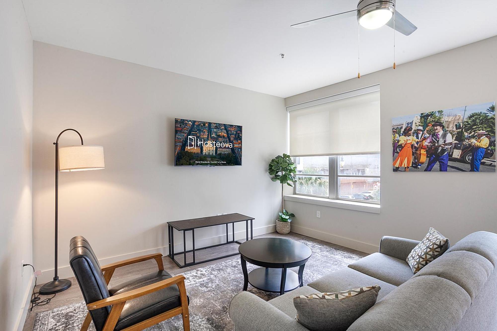 Upscale Condos And Penthouses Close To Canal And Bourbon St New Orleans Bagian luar foto