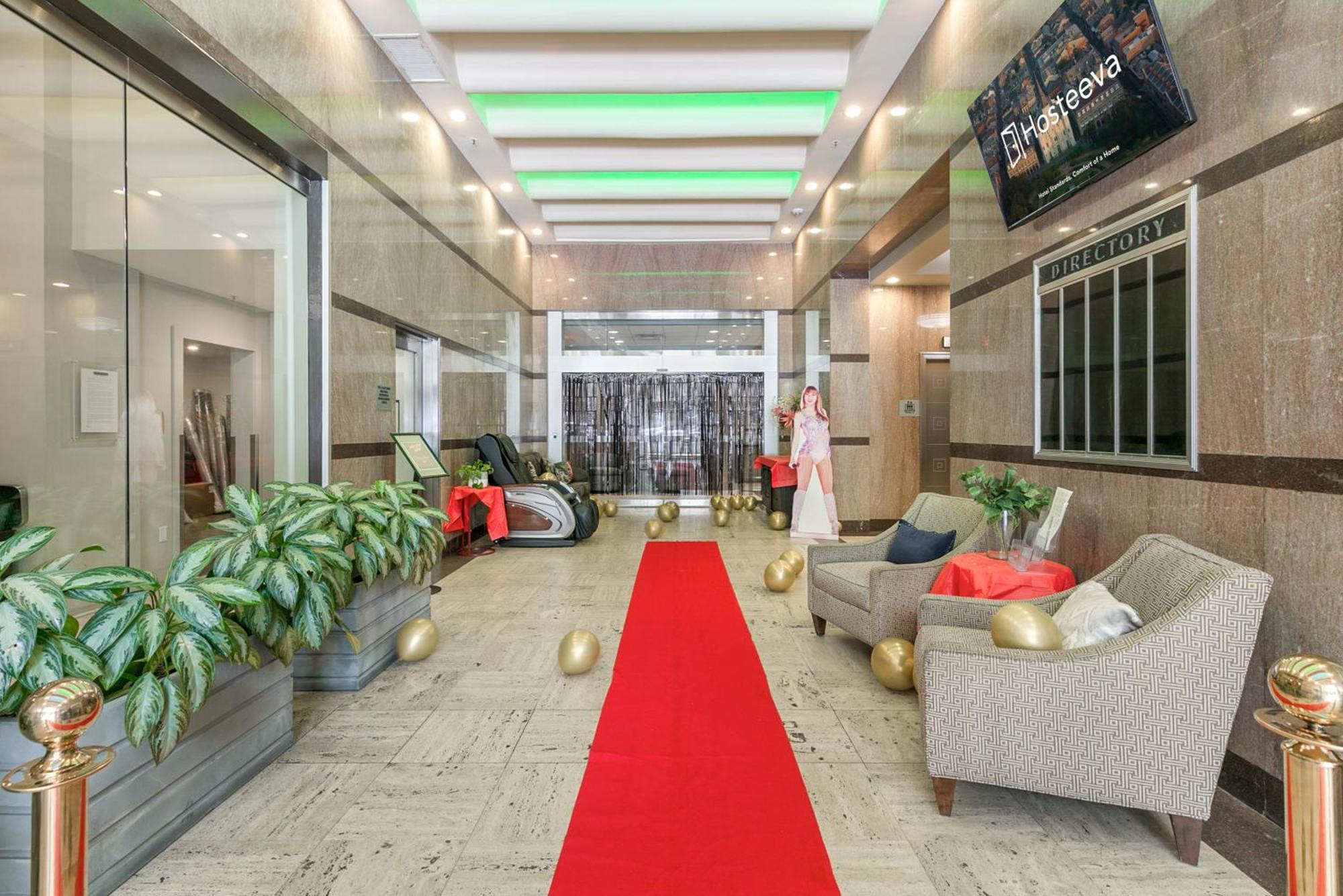 Upscale Condos And Penthouses Close To Canal And Bourbon St New Orleans Bagian luar foto
