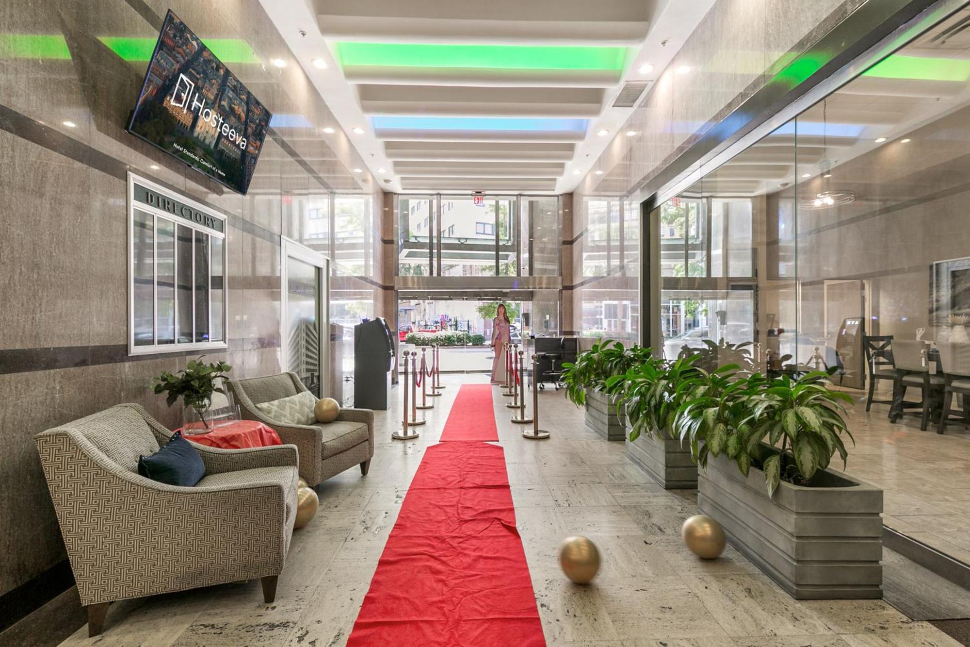Upscale Condos And Penthouses Close To Canal And Bourbon St New Orleans Bagian luar foto
