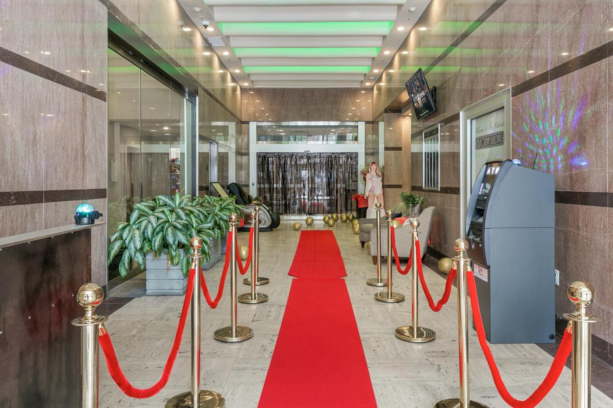 Upscale Condos And Penthouses Close To Canal And Bourbon St New Orleans Bagian luar foto